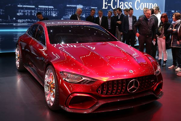 Dans les allées de la 87ème édition du salon de l'automobile de Genève