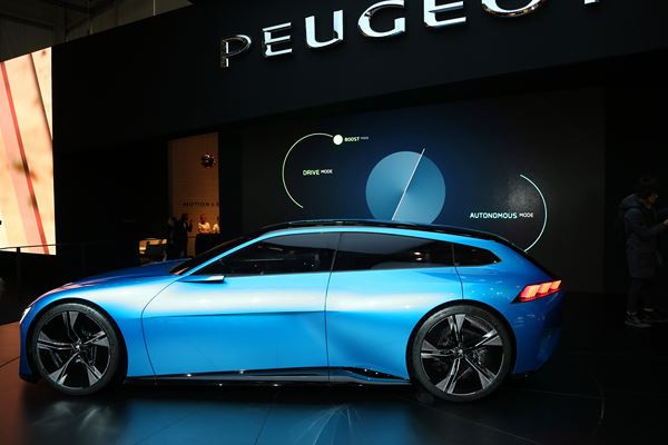 Dans les allées de la 87ème édition du salon de l'automobile de Genève