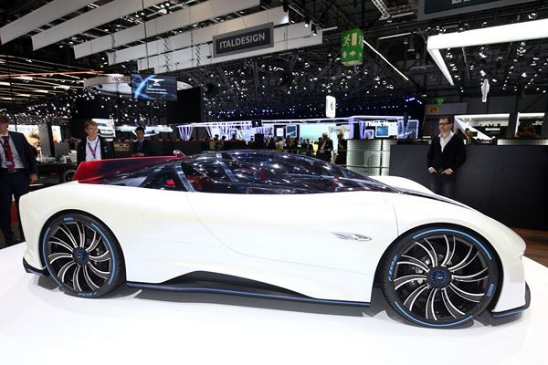 Dans les allées de la 87ème édition du salon de l'automobile de Genève