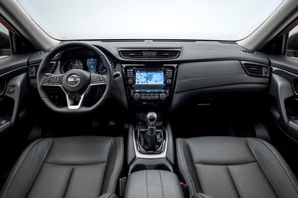 Le Nissan X-Trail s'offre un design revisité et des technologies supplémentaires