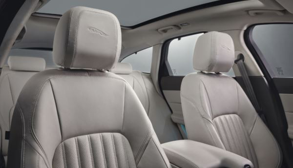 La Jaguar XF se décline en version break Sportbrake