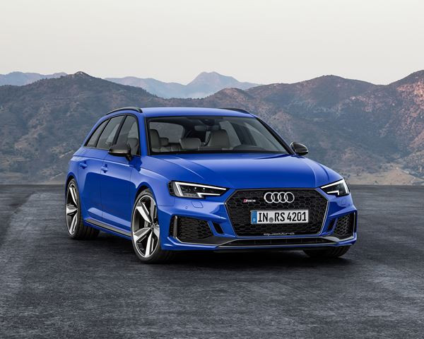 L'Audi RS 4 Avant embarque un moteur V6 biturbo de 450 ch et 600 Nm de couple