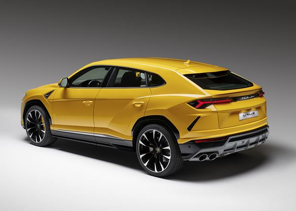 Le SUV Lamborghini Urus affiche des performances de supersportive