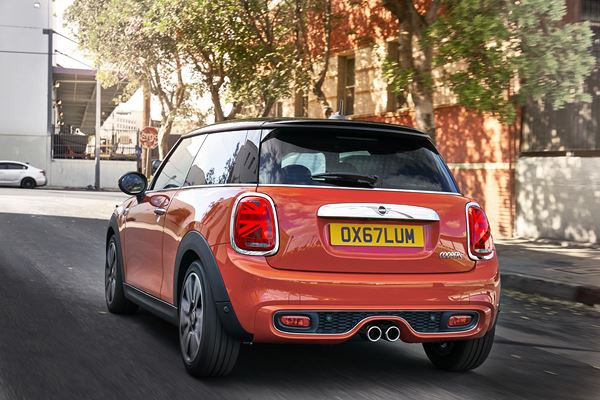 La Mini restylée s'offre quelques retouches