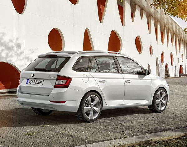 La Skoda Fabia Combi restylée s'offre des faces avant et arrière revues