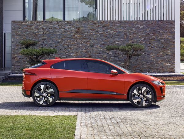 Jaguar I-Pace: un SUV électrique doté d'une autonomie WLTP de 480 km