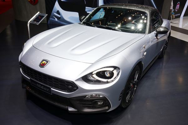 Dans les allées de la 88ème édition du salon de l'automobile de Genève