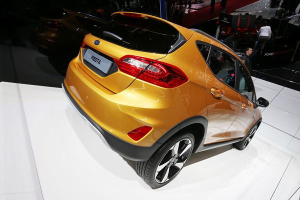 Dans les allées de la 88ème édition du salon de l'automobile de Genève