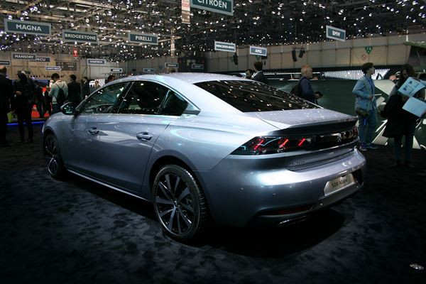 Dans les allées de la 88ème édition du salon de l'automobile de Genève