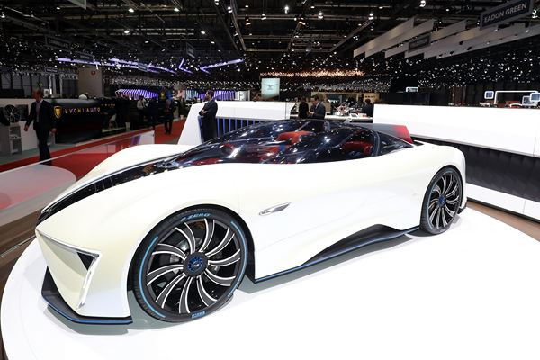 Dans les allées de la 88ème édition du salon de l'automobile de Genève