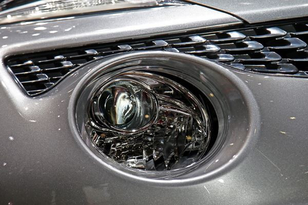 Le crossover urbain Nissan Juke s'offre de légères retouches de style