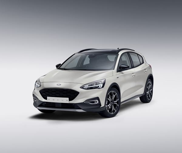 La Ford Focus se décline en version crossover surélevée de 30 mm