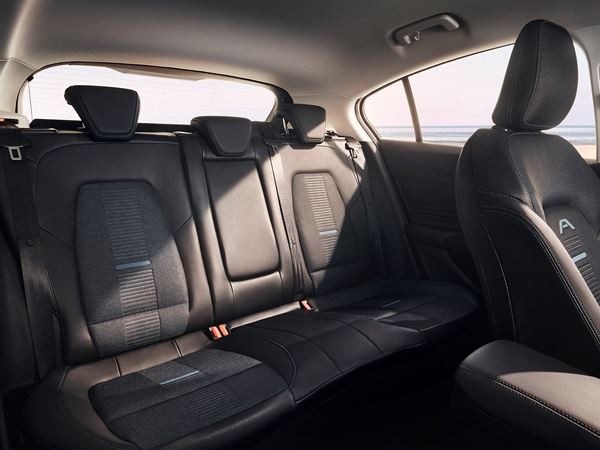 La Ford Focus se décline en version crossover surélevée de 30 mm