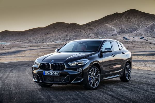 La BMW X2 M35i embarque un moteur 4 cylindres turbocompressé de 306 ch