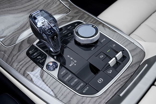 Le SAV BMW X7 mesure 5 151 millimètres de long