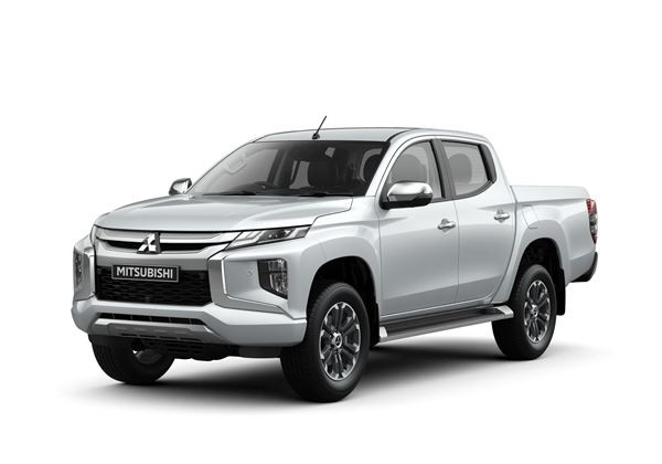 Le pick-up Mitsubishi L200 restylé bénéficie d'une face avant au dessin plus puissant
