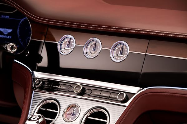 Bentley Continental GT Convertible: un cabriolet Grand Tourisme de luxe
