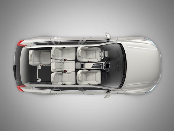 Le grand SUV Volvo XC90 restylé s'offre de subtiles retouches