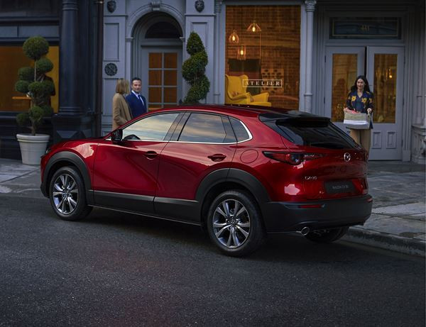 Le crossover compact Mazda CX-30 affiche les proportions généreuses d'un SUV