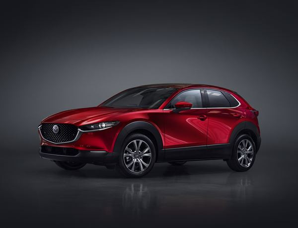Le crossover compact Mazda CX-30 affiche les proportions généreuses d'un SUV