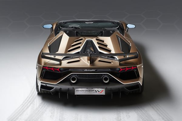 La Lamborghini Aventador SVJ Roadster exécute le zéro à 100 km/h en 2,9 secondes