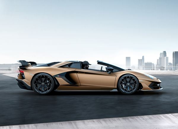 La Lamborghini Aventador SVJ Roadster exécute le zéro à 100 km/h en 2,9 secondes