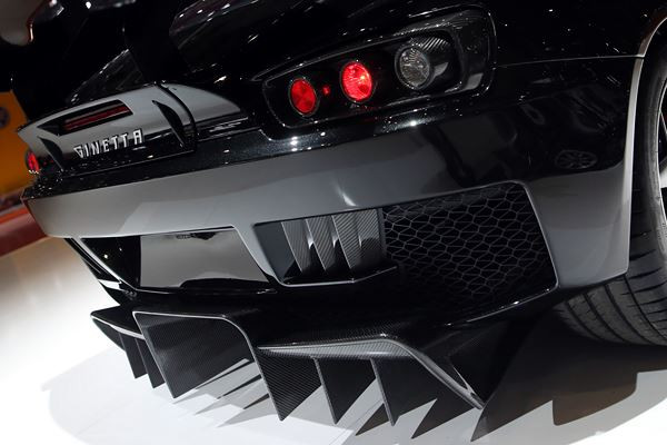 La supercar Ginetta Akula embarque un bloc V8 de 575 ch