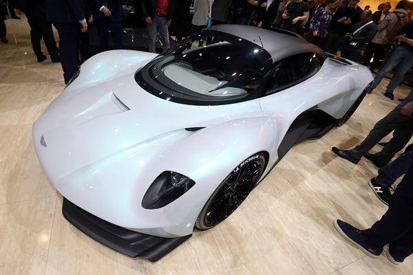 Dans les allées de la 89ème édition du salon de l'automobile de Genève