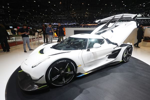 Dans les allées de la 89ème édition du salon de l'automobile de Genève