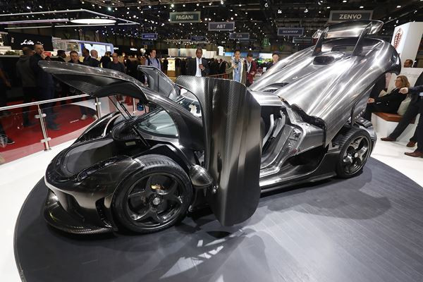 Dans les allées de la 89ème édition du salon de l'automobile de Genève