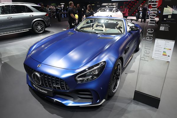 Dans les allées de la 89ème édition du salon de l'automobile de Genève