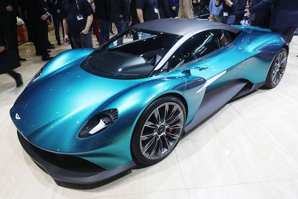 Dans les allées de la 89ème édition du salon de l'automobile de Genève