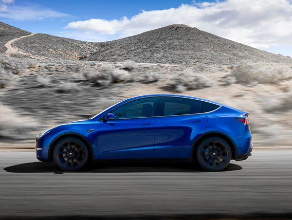 Le SUV électrique de taille intermédiaire Tesla Model Y se dévoile