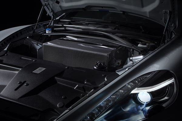 L'Aston Martin Rapide E embarque deux moteurs électriques débitant 610 ch