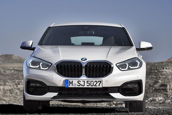 La BMW Série 1 de troisième génération passe de la propulsion à la traction