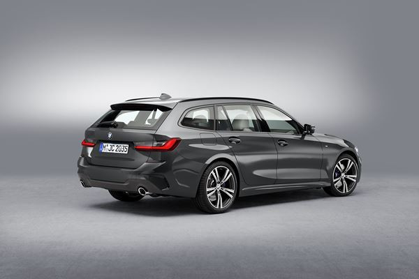 La BMW Série 3 Touring affiche une allure athlétique