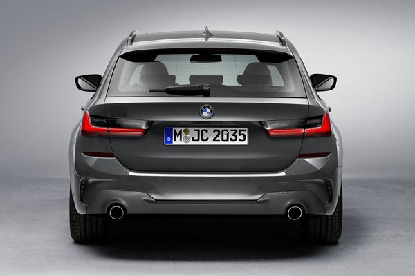 La BMW Série 3 Touring affiche une allure athlétique