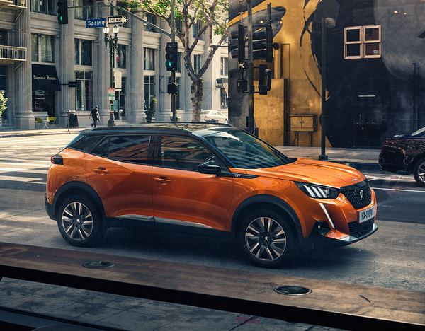 Le SUV Peugeot 2008 arbore un style distinctif