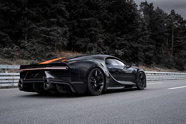 La Bugatti Chiron Super Sport 300 plus célèbre le record de vitesse de 300 miles