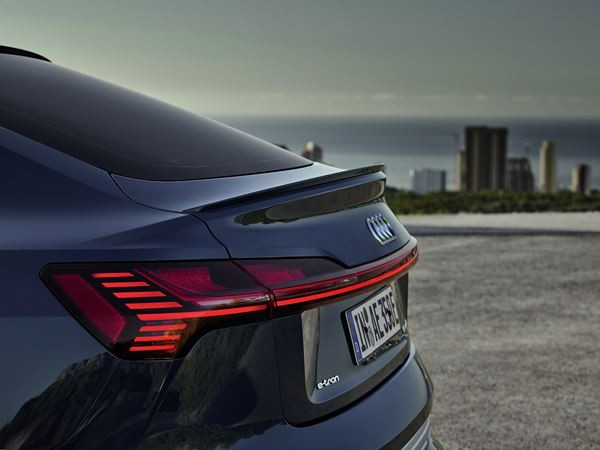Audi e-tron Sportback: un grand SUV coupé électrique au caractère sportif