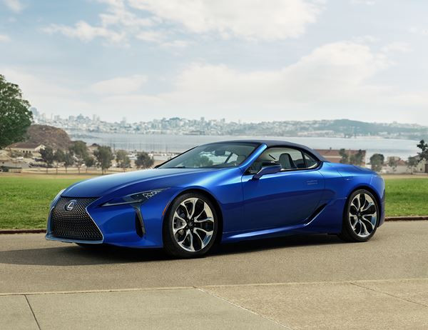 Le coupé porte-drapeau Lexus LC se décline en version cabriolet décapotable