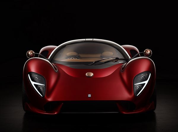 La De Tomaso P72 est propulsée par un V8 de 5.0 litres d'environ 700 ch