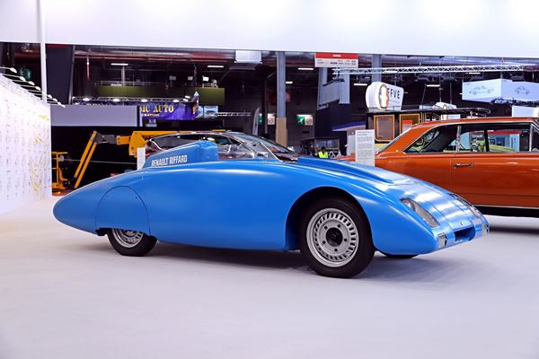 Dans les allées de l'édition 2020 du salon Rétromobile