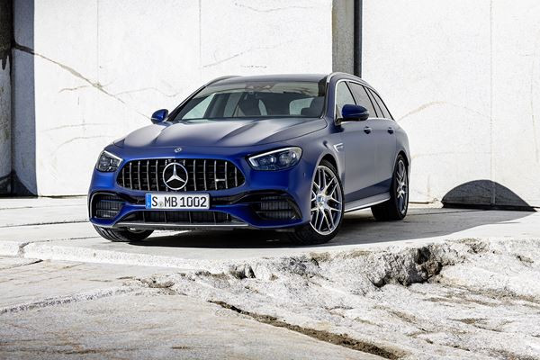Le break Performance Mercedes-AMG E 63 4MATIC plus s'offre une mise à jour