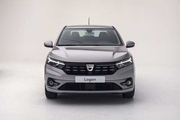 La Dacia Logan affiche une silhouette plus élancée