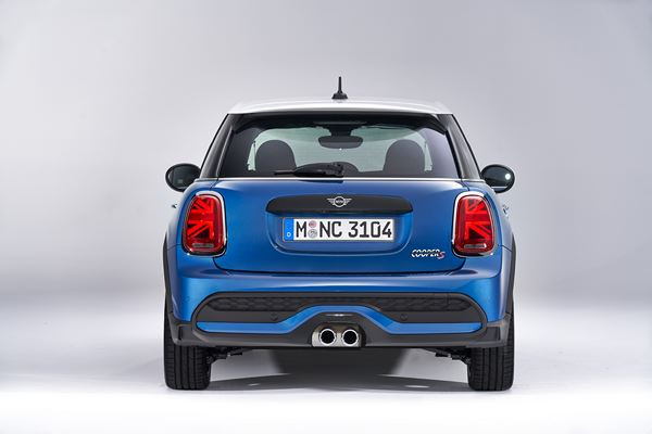 La Mini 5 portes s'offre un léger relooking
