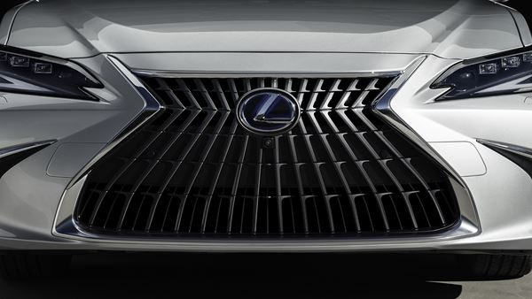 La berline Lexus ES marque une amélioration substantielle