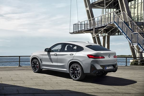 Le Sport Activity Coupé BMW X4 bénéficie d'un design rafraîchi
