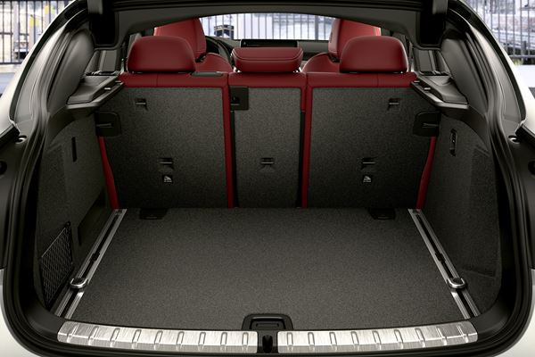 Le Sport Activity Coupé BMW X4 bénéficie d'un design rafraîchi