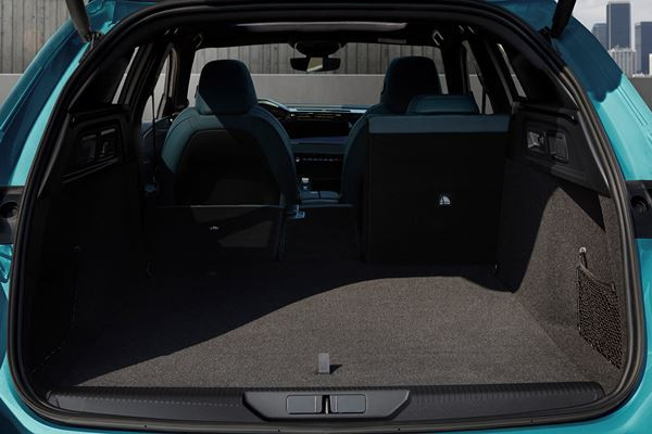 La Peugeot 308 SW s'offre un style expressif au profil racé et un arrière sophistiqué